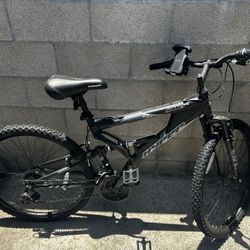  Hyper Men's 26" Black Havoc Mountain Bike With 21-Speed Twist Grip Shifting