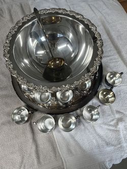 Vintage Oneida Silver Plated Punch Bowl Set