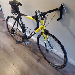 GT Series 3 Bike