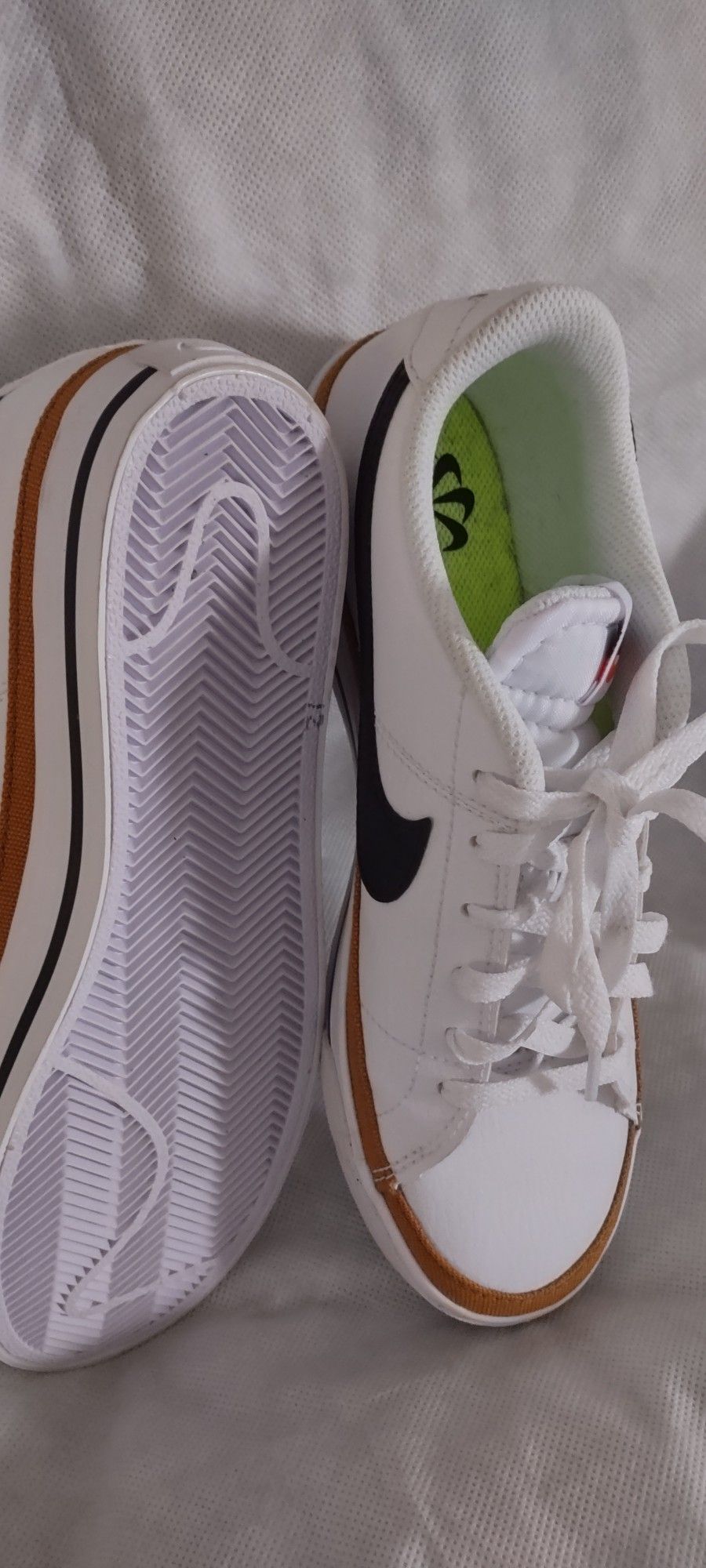 Nike Size 8 Women Court Legacy Shoes