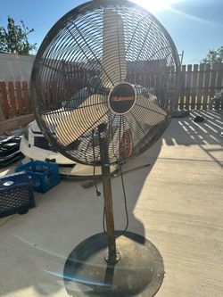 Lakewood Industrial Fan