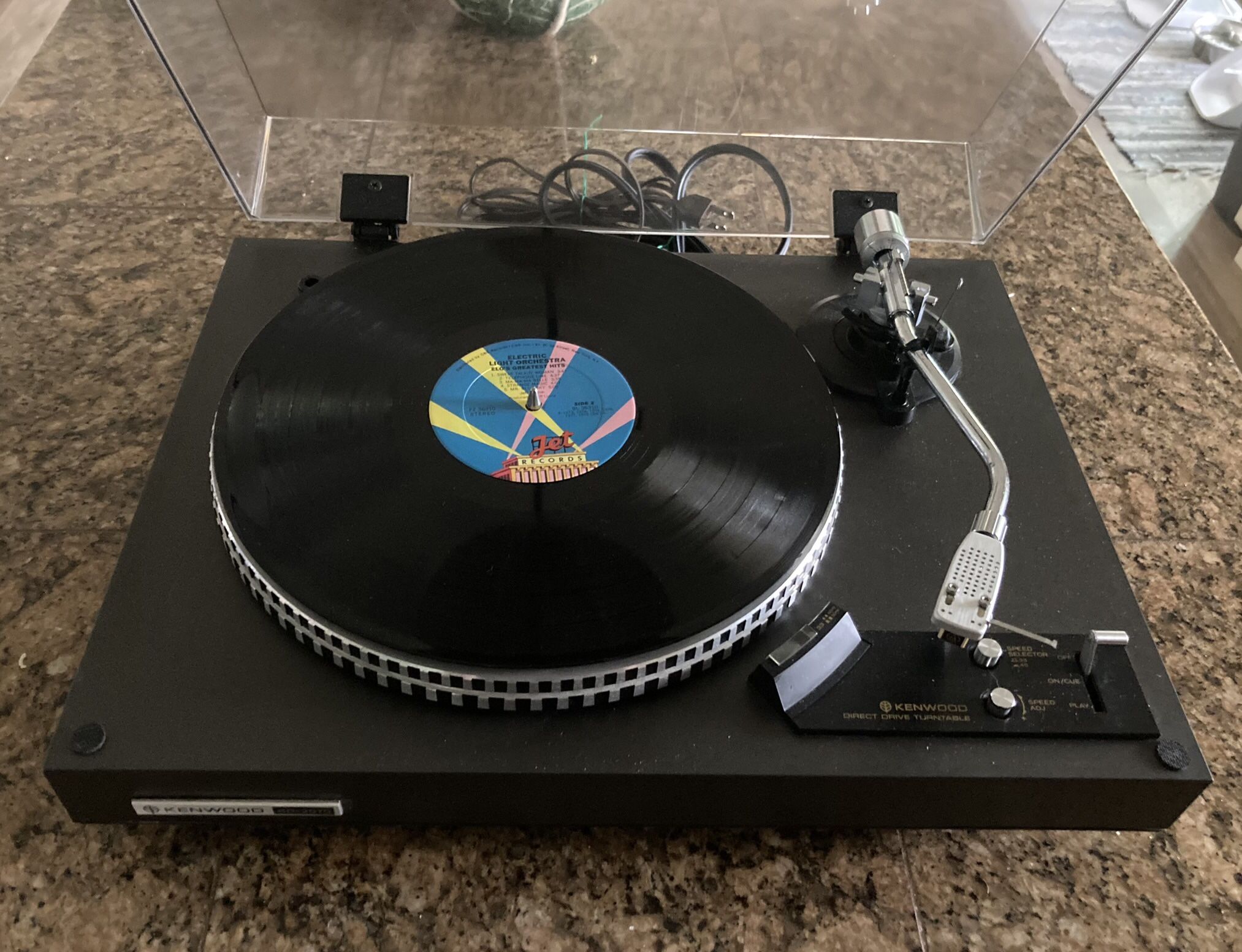 Kenwood KD-2070 Direct Drive Turntable - New Stylus