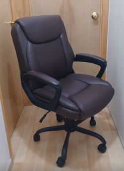 New Brown Leather Desk Chair $100