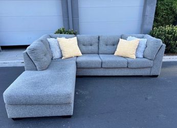 Perfect condition gray living spaces sectional couch!!