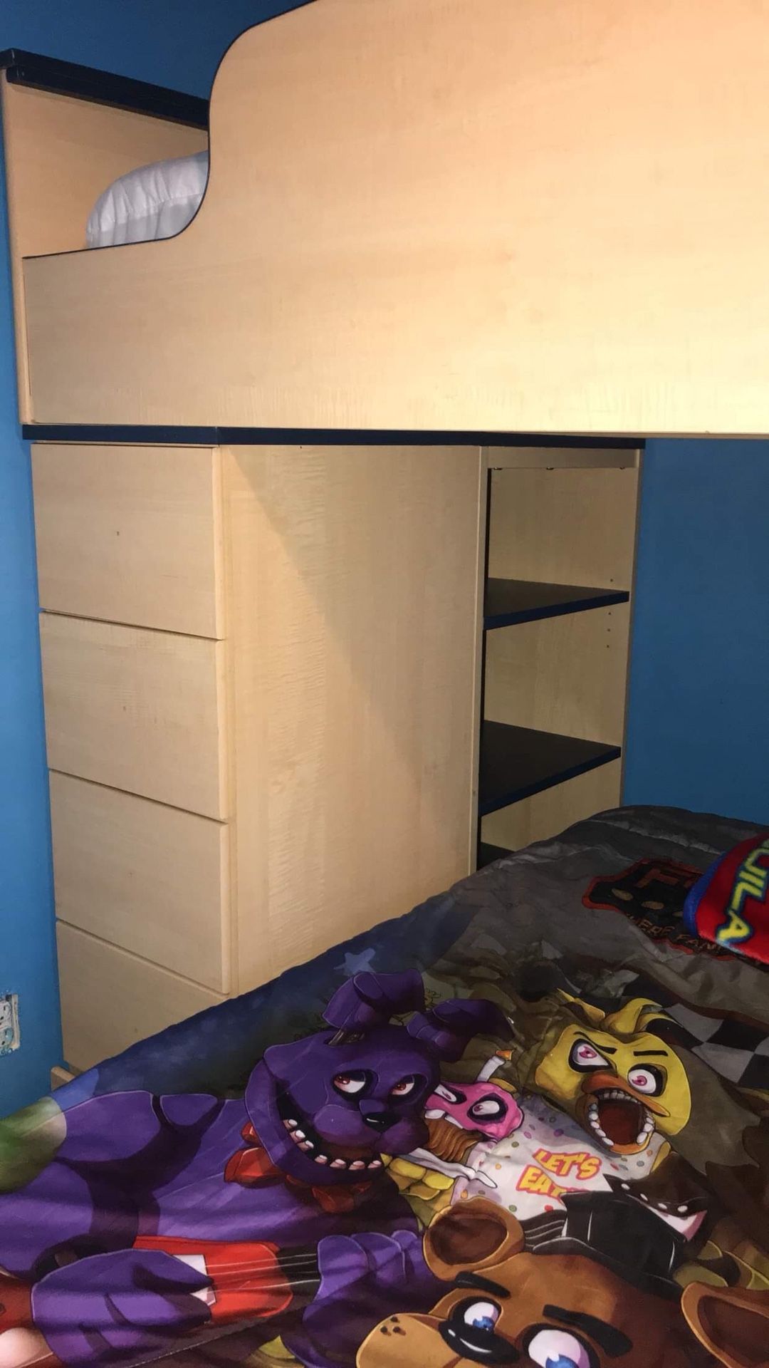 Like new bunk beds with mattress 250$ obo