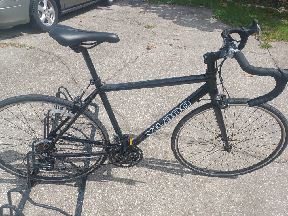New Vilano 50cm Road Bike Bicycle, 700c Tires All Tuned Up and Ready To Ride - $100 FIRM