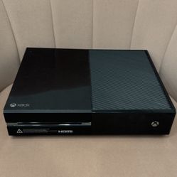 Xbox One 500 GB Black(Pre-Owned)
