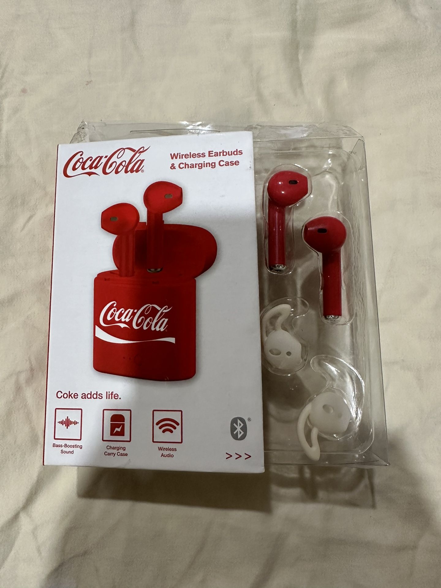 New Coca Cola Wireless Bluetooth Earbuds & Charging Case