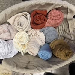 Newborn Photography Outfits And Props