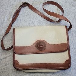 dooney and bourke Bag 