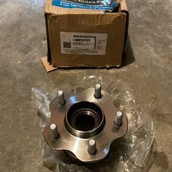 TRQ Wheel Hub & Bearing Rear Left or Right for Nissan 370Z Infiniti EX FX G M