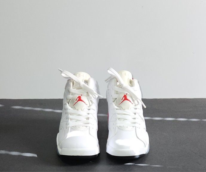 Boys Nike Air Jordan 6