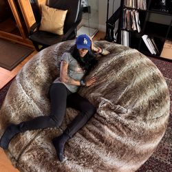 Giant 6ft LOVESAC beanbag