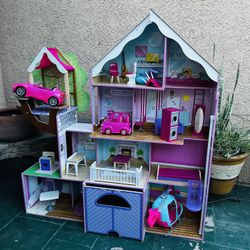 Big Doll House 