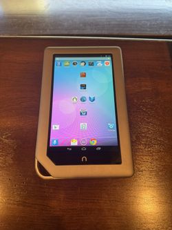 Barnes & Noble Nook HD Tablet 16GB 7 Inch Touchscreen WiFi