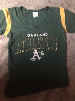 Official Major League Baseball Genuine Merchandise Oakland Athletics Tee-Shirt, Size S