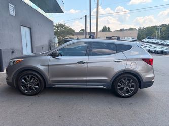 Hyundai Santa Fe Sport SUV