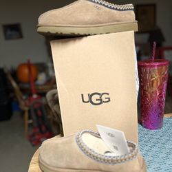 UGG TASMAN