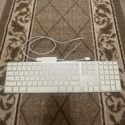 Apple Wired Keyboard 
