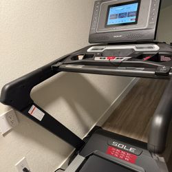 Sole F80 Treadmill - Brand new