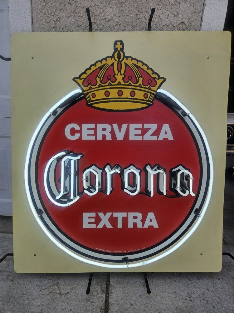 Corona Familiar Neon