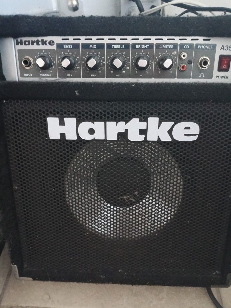 Amp / Pa Hartke 35