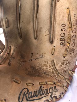 Vintage Ozzie Smith baseball Glove Rawlings RBG 50
