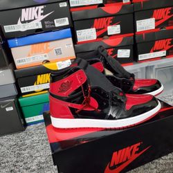 Air Jordan 1 Patent Bred