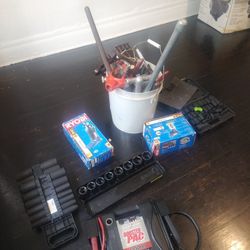 Tools Along With Booster Pack Es5000 Charger With 1500 Cranking Amps And Everything Else You See Pictured