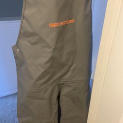 Grundens Hauler Bib Size Medium For Fishing 