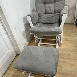 Rocking Chair 