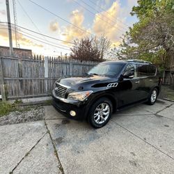 2011 Infiniti Qx56