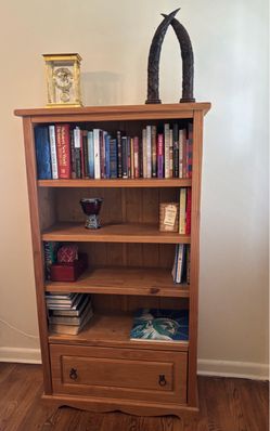 Traditional Rustic Pine One Drawer Bookcase