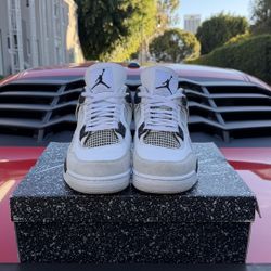 Jordan 4s Military Black - Size 13