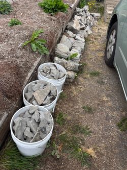 Free concrete and bricks