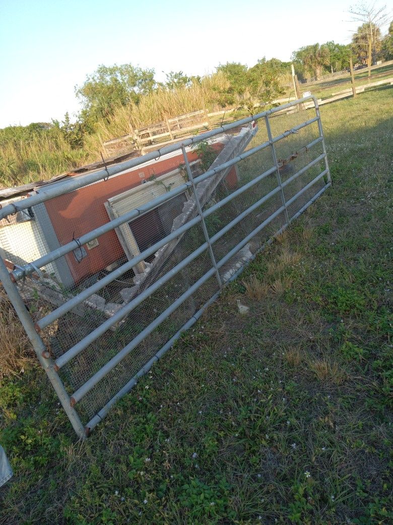 18 Ft Cattle Gate