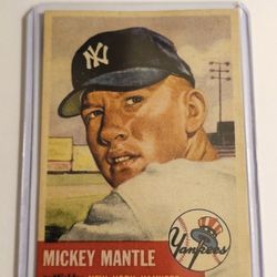 Mickey Mantle #82 New York Yankees Baseball Card Poor Condition 