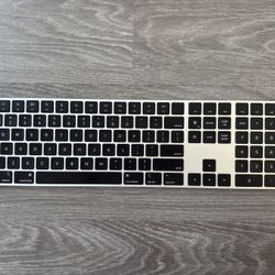 Apple Magic Keyboard w/ Touch ID Black