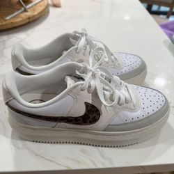 Nike Women’s Sneakers 