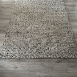 Target wool/cotton Area Rug 5 X 7