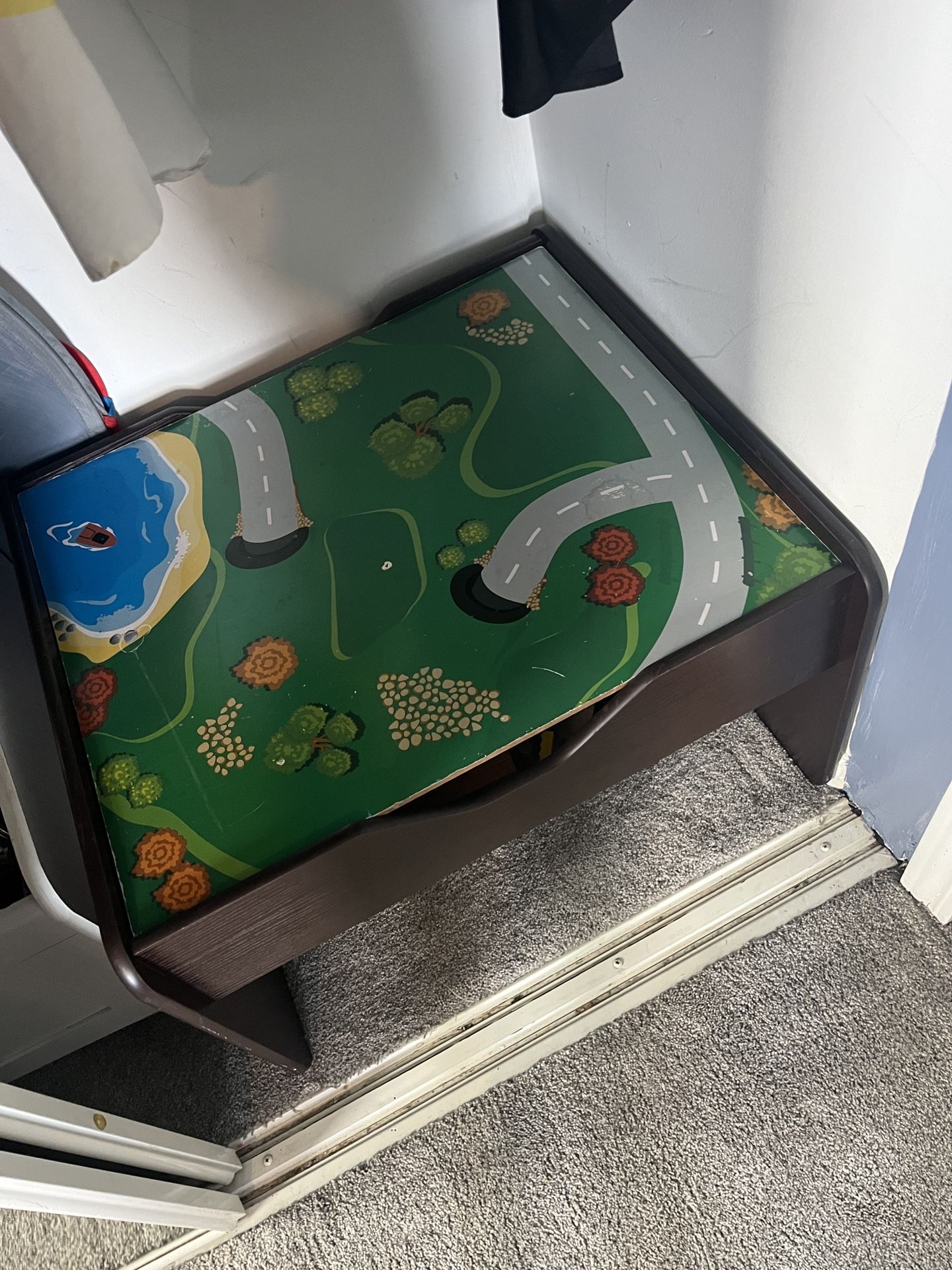 Kids Play Table