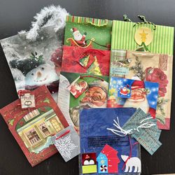 NEW! Holiday Gift Bag Bundle