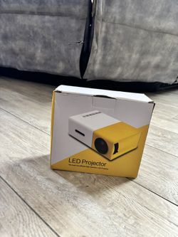 Mini LED projector