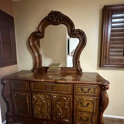 Acme  Cherry Walnut Color Dresser With Mirror 