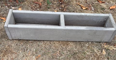 Grey Concrete Resin Rectangular Planter Box with Divider. Red description 1st
