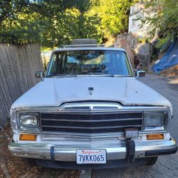 1989 Jeep Grand Wagoneer