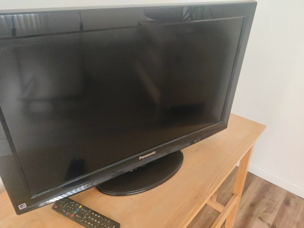 Panasonic Viera 39" TV 