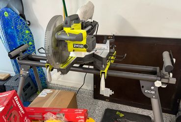 Ryobi 10” sliding miter saw with stand