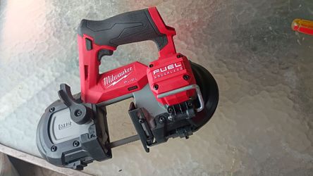 Milwaukee fuel M12 brushless bend saw tool only
