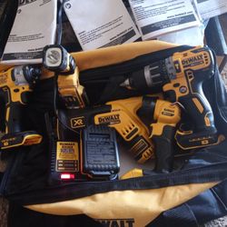 DeWalt BRUSHLESS MOTOR 20 VOLT MAX  Bag Of Power Tools